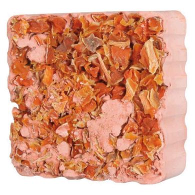 Trixie (Трикси) Gnawing Stone with Carrot Cubes with holder - Минеральный камень для грызунов с морковью 75 г