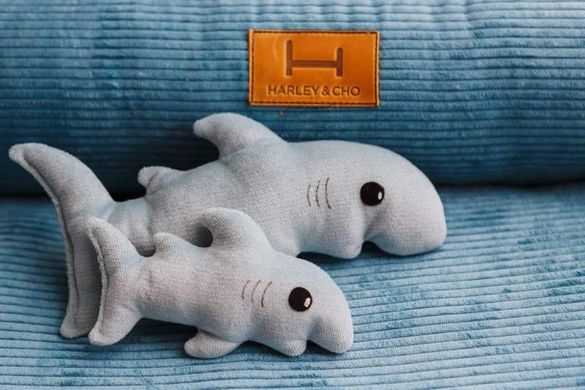 HARLEY & CHO (Харли энд Чо) Акула-Каракула игрушка для собак и котов S Серый